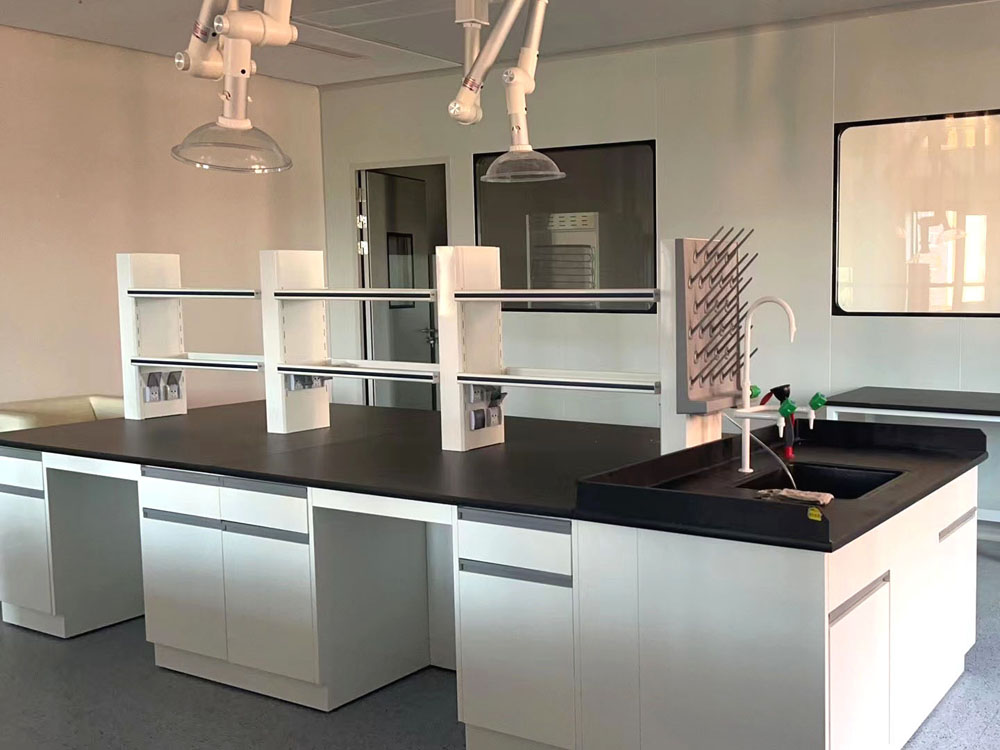 中央試驗(yàn)臺